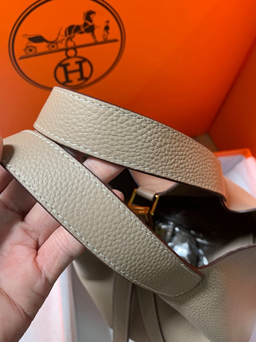 エルメス バッグ 激安着用イメージ